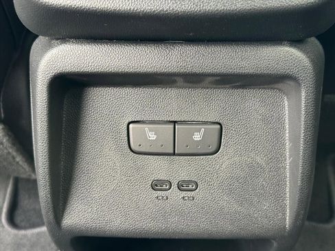 New 2026 Chevrolet Equinox EV RS image 9