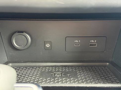 Used 2024 Nissan Pathfinder Platinum w/ Cargo Package image 48