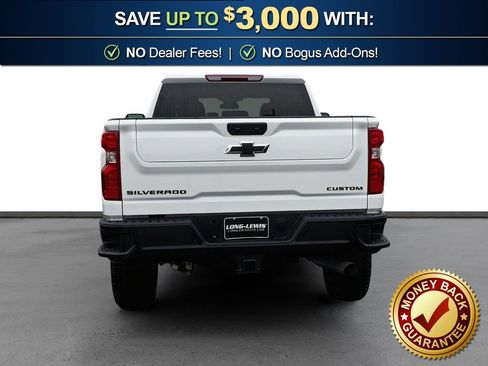 Used 2025 Chevrolet Silverado 2500 Custom w/ Custom Value Package image 5