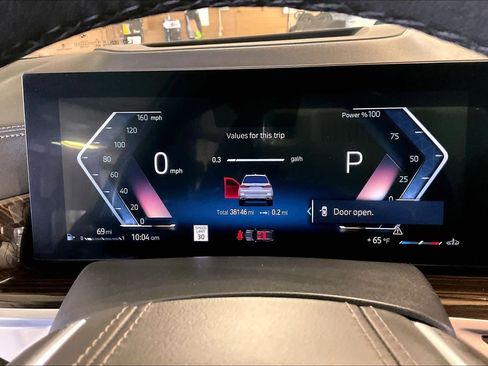 Used 2023 BMW X7 xDrive40i w/ Premium Package image 24