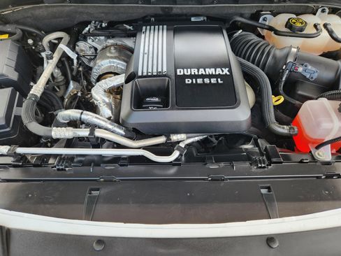 Used 2023 GMC Yukon XL Denali AWD/4WD image 26