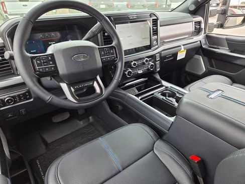 New 2026 Ford F250 Platinum image 39