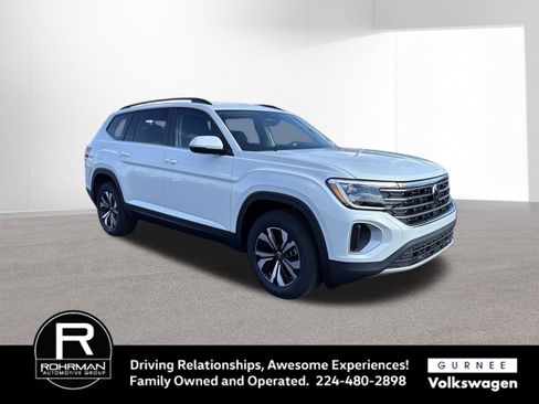 New 2026 Volkswagen Atlas SE image 2