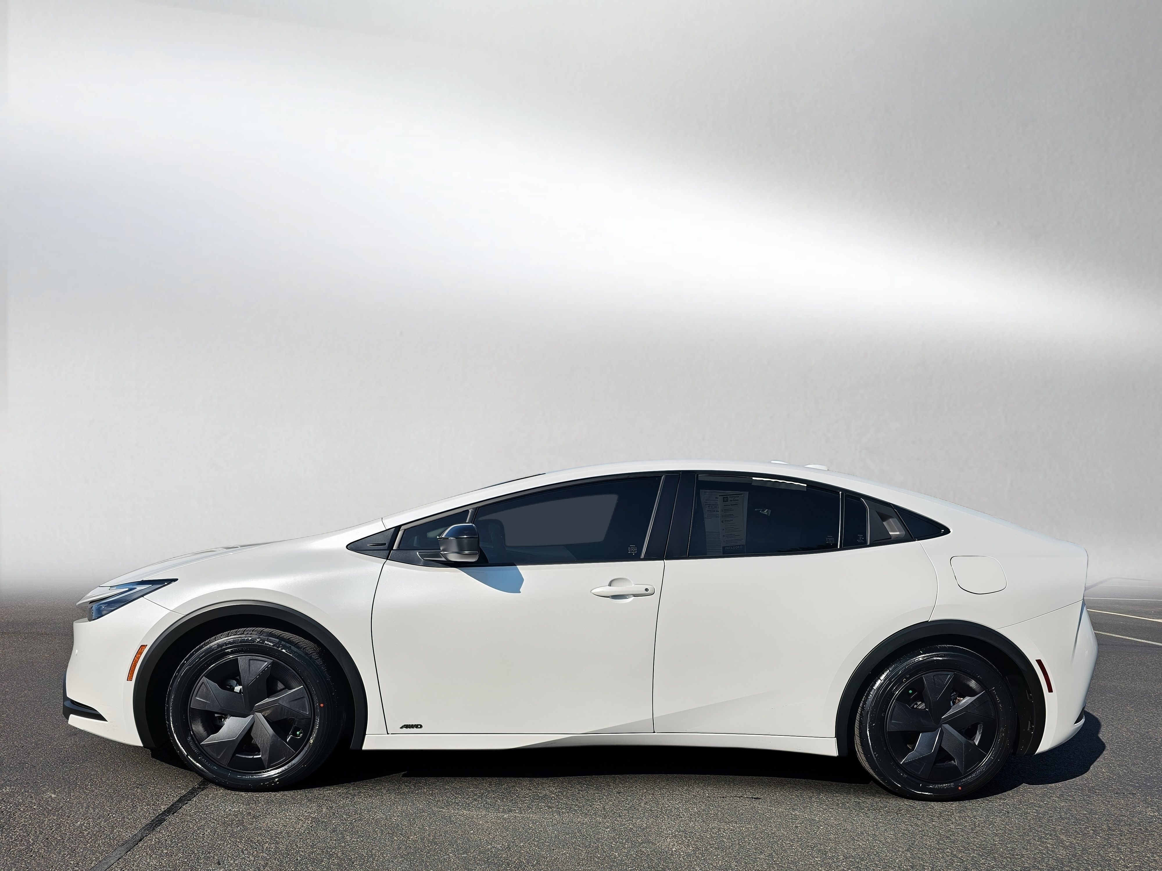 Certified 2023 Toyota Prius LE AWD/4WD image 2