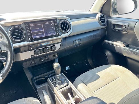Used 2021 Toyota Tacoma SR5 RWD image 21