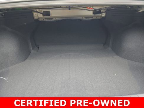 Certified 2025 Hyundai Elantra SEL FWD image 13