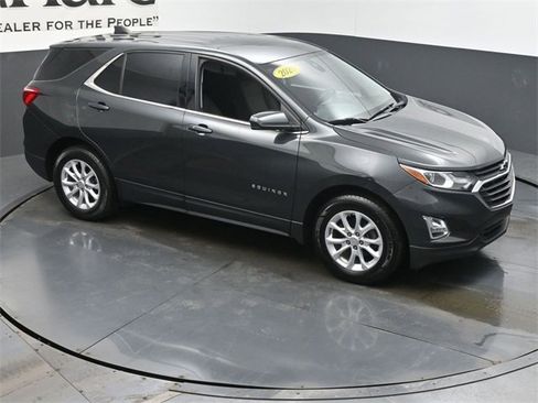 Used 2020 Chevrolet Equinox LT image 44