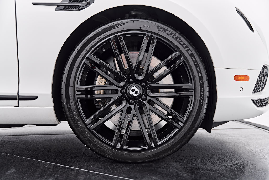 Used 2017 Bentley Continental GT AWD/4WD image 25