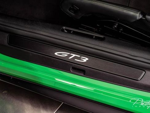 Used 2023 Porsche 911 GT3 RWD image 25