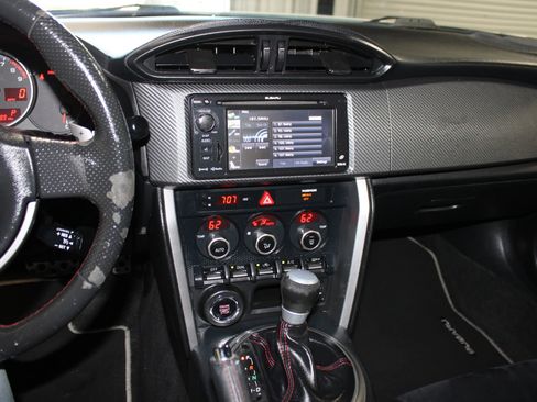 Used 2015 Subaru BRZ Limited w/ Popular Package #1B RWD image 11
