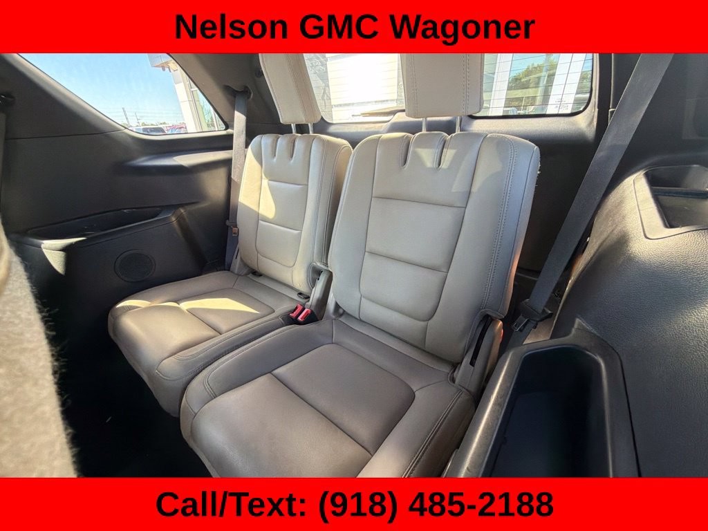 Used 2015 Ford Explorer XLT w/ Equipment Group 202B FWD image 17