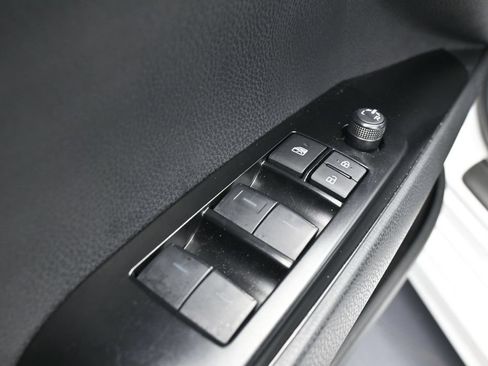 Used 2026 Toyota Camry SE FWD image 29