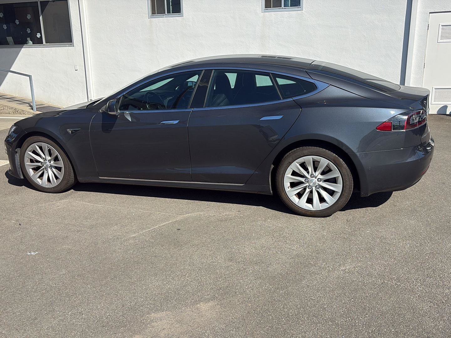 Used 2016 Tesla Model S 90D AWD/4WD image 10