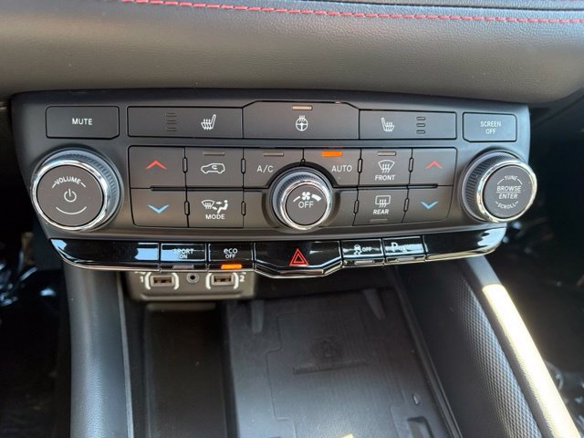 Used 2023 Dodge Durango R/T w/ Blacktop Package AWD/4WD image 34