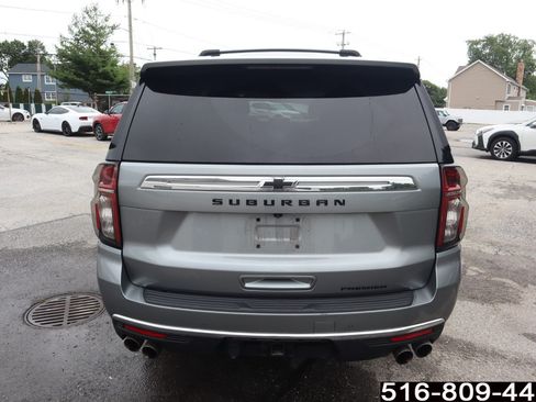 Used 2023 Chevrolet Suburban Premier AWD/4WD image 6