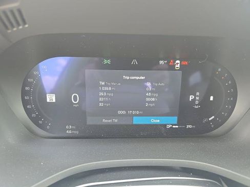 Used 2026 Volvo XC60 B5 Ultra AWD/4WD image 14