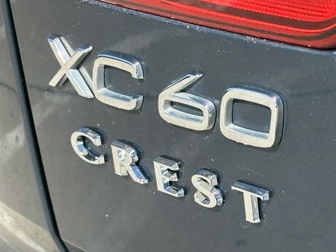 Certified 2023 Volvo XC60 T8 Ultimate image 11