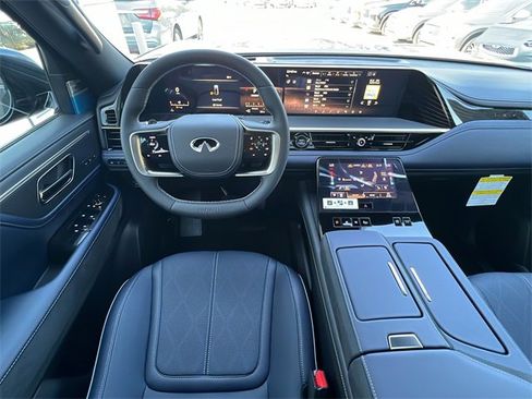 New 2026 INFINITI QX80 4WD image 13