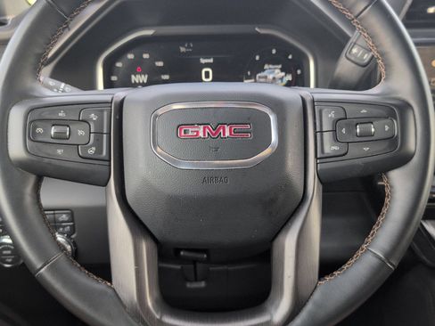 Used 2024 GMC Sierra 2500 AT4 w/ AT4 Premium Plus Package AWD/4WD image 12
