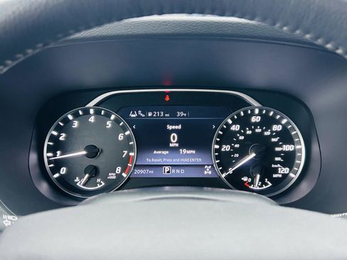 Used 2022 Nissan Frontier SV image 17