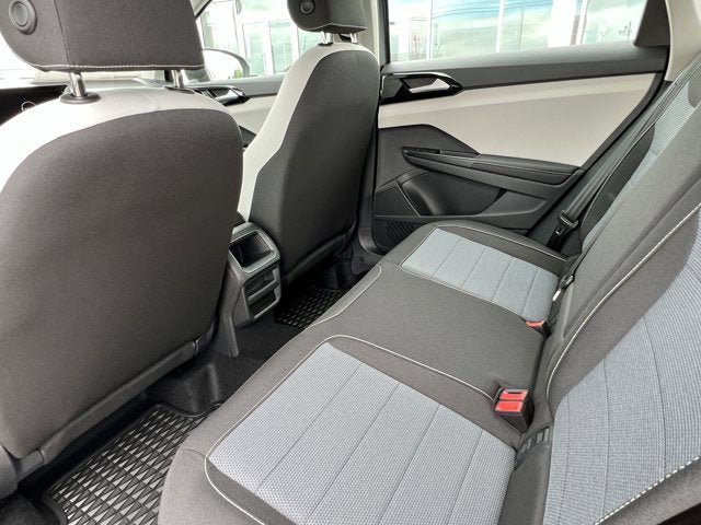 New 2025 Volkswagen Taos S FWD image 31