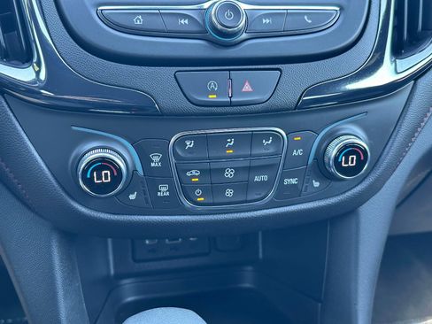Used 2024 Chevrolet Equinox RS FWD image 11
