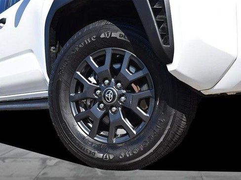 Used 2025 Toyota 4Runner SR5 image 3