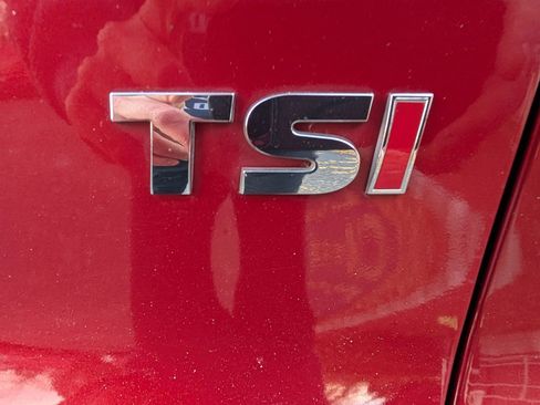 Used 2016 Volkswagen Tiguan S image 34