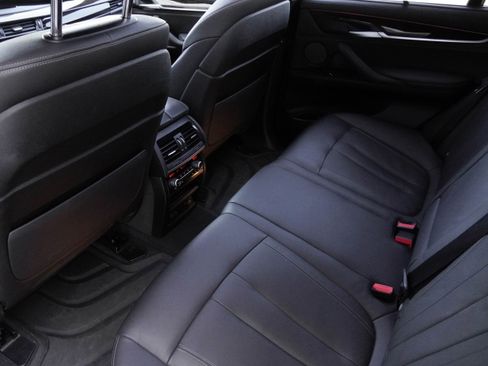 Used 2018 BMW X5 xDrive50i w/ Executive Package AWD/4WD image 35