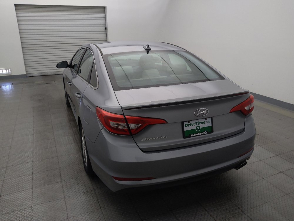 Used 2017 Hyundai Sonata SE FWD image 6