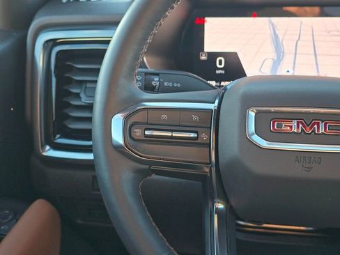 Used 2024 GMC Canyon AT4 w/ AT4 Premium Package image 25