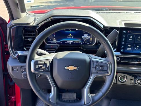 Certified 2023 Chevrolet Silverado 1500 LT image 39