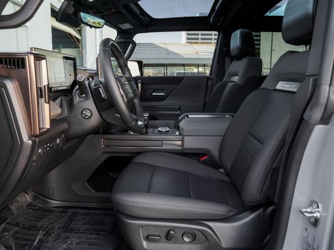 Used 2024 GMC Hummer EV 3X w/ Extreme Off-Road Package image 45