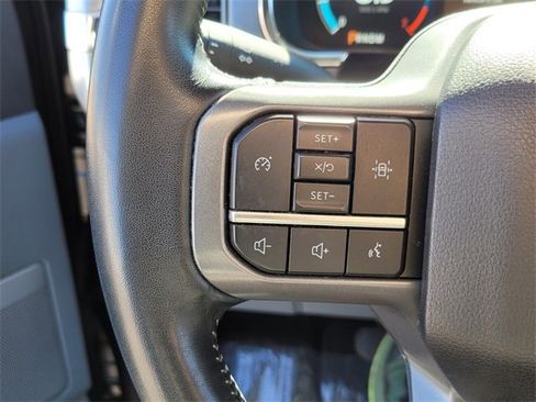 Used 2022 Ford F150 Lariat w/ Equipment Group 501A Mid image 22