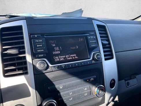 Used 2017 Nissan Frontier Desert Runner image 21