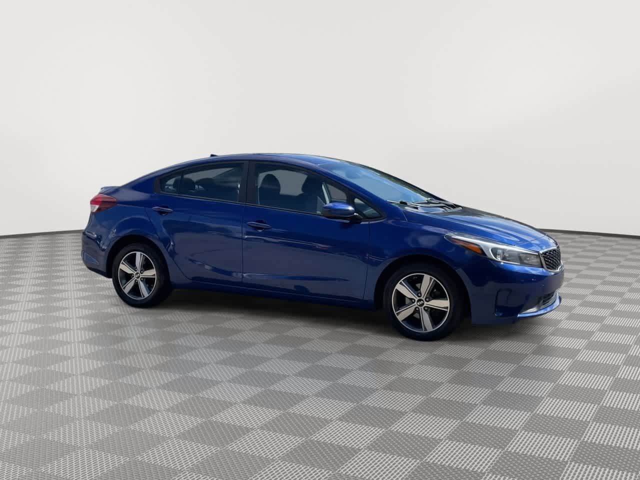 Used 2018 Kia Forte S FWD image 2