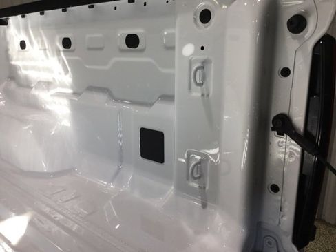 New 2024 Chevrolet Colorado LT w/ LT Convenience Package II image 18