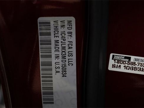 Used 2021 Jeep Cherokee Latitude Lux w/ Comfort/Convenience Group image 24