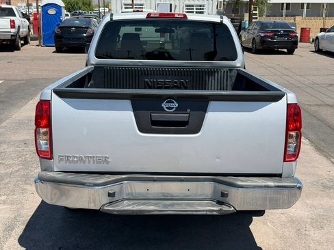 Used 2013 Nissan Frontier S RWD image 7