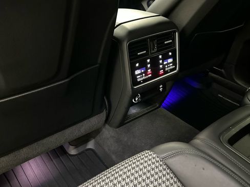 Used 2021 Porsche Cayenne GTS image 21