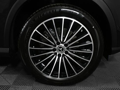 New 2026 Mercedes-Benz GLC 300 4MATIC image 36