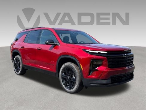 New 2027 Chevrolet Traverse LT w/ LPO, Floor Liner Package AWD/4WD image 3