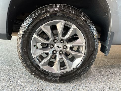 Used 2021 Chevrolet Silverado 1500 RST image 35