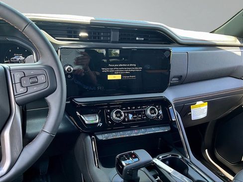 New 2026 GMC Sierra 1500 AT4 w/ AT4 Premium Package AWD/4WD image 6