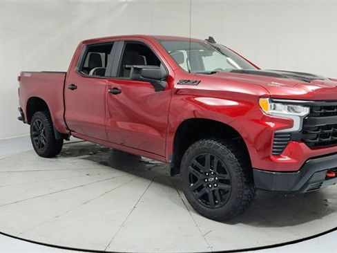 Used 2023 Chevrolet Silverado 1500 LT Trail Boss w/ Convenience Package II image 7