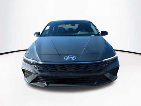 New 2026 Hyundai Elantra Sport image 3