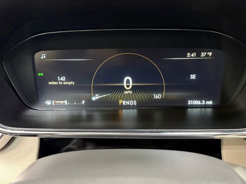 Used 2018 Lincoln Continental Select w/ Continental Climate Package image 21