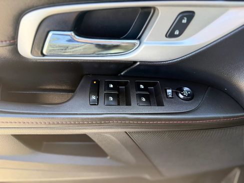 Used 2015 GMC Terrain SLE image 18