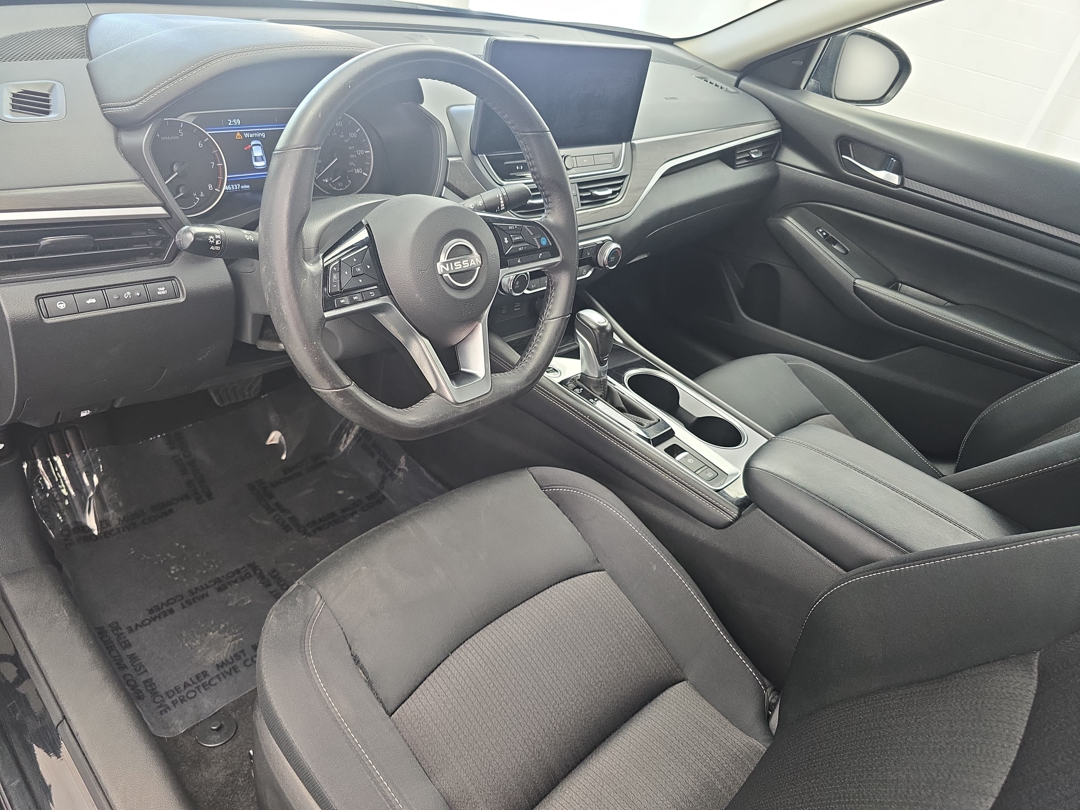 Used 2024 Nissan Altima 2.5 SV w/ SV Premium Package FWD image 15