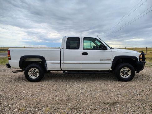 Used 2001 GMC Sierra 2500 SL AWD/4WD image 6